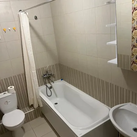 Apartment артвиль сдаю 1- комнатная квартиру посуточно Odesa